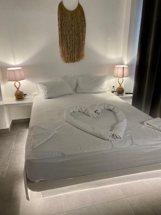 Iakovos' Luxury House Villa Tínos Eksteriør billede